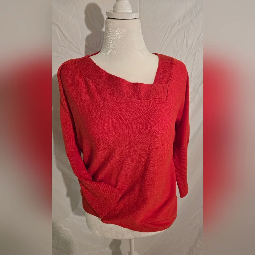 Red/Orange 3/4 Sleeve Top